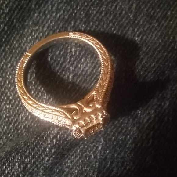 diamond ring - Picture 2 of 2